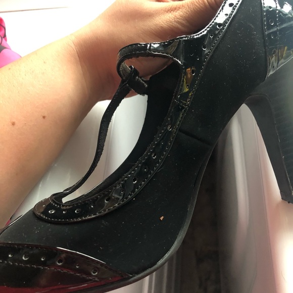 DexFlex black babydoll heels - Picture 4 of 7